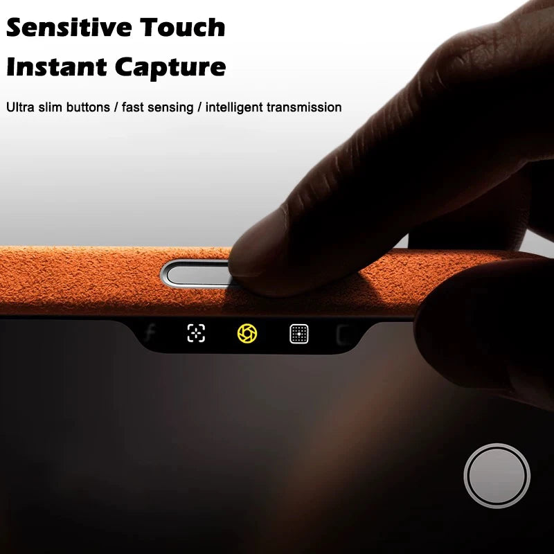 Cover in Alcantara Italiana MagSafe per iPhone 17 / 17 Pro / Pro Max – Premium con Tasto Smart